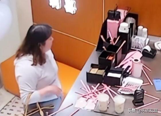 【就因为一根吸管，女人直接冲回奶茶店砸场子！这下好了，脾气再大，也扛不住法律的重