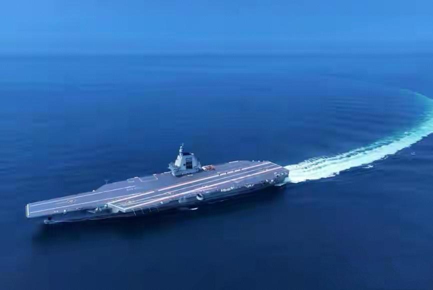 变本加厉？日本又想强闯钓鱼岛，关键时刻，福建舰抵达台海
 
2025年12月以来