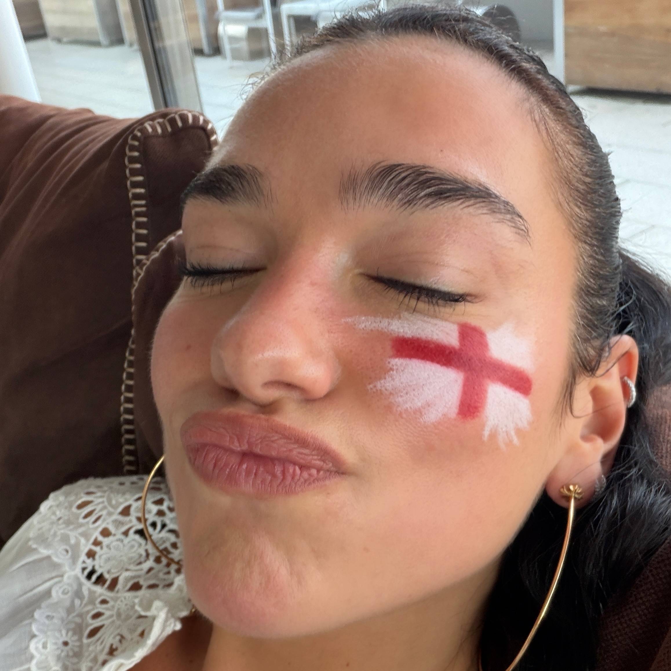 Dua Lipa 啪姐近期纽约Plog 