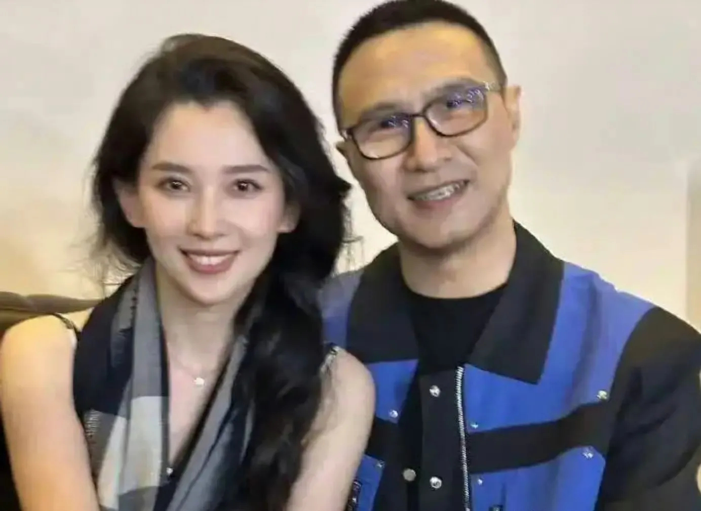 汪峰参加综艺节目表白，虽显肉麻但出于真心。每段感情真挚，却来去匆匆。与章子怡的八