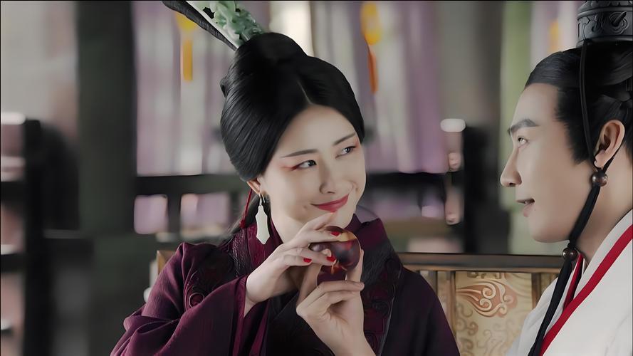 公元前240年嫪毐秘事：哄得太后五日不出车帘，假宦官的权力迷梦
 
公元前240