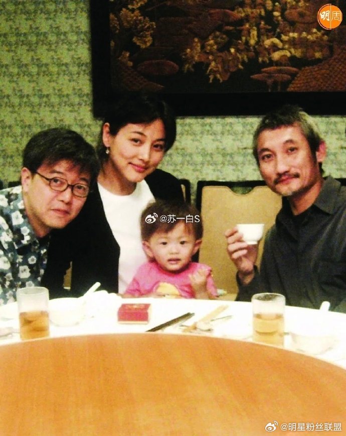 张锦程为女儿推迟离婚张锦程回应与张延离婚 张锦程回应和张延离婚了！他坦言男女感情
