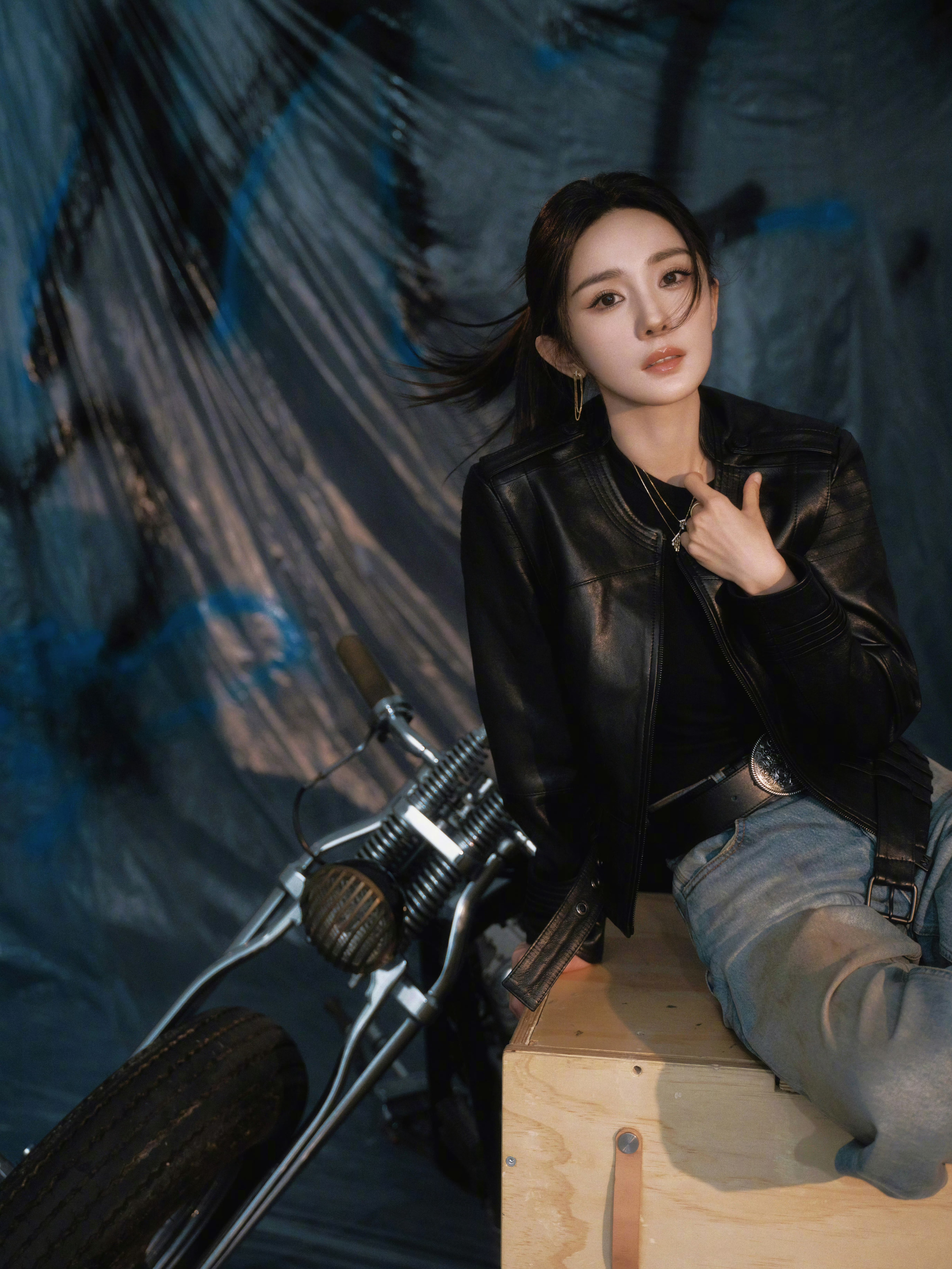 杨幂[超话]ym杨幂宁绣绣 百变是你的风格真诚是你的本质愿无忧愿胖胖们好梦[ye