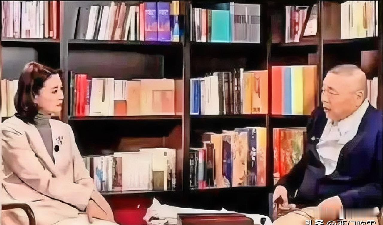 别再问哪个专家靠谱了，上过央视的也可能是假的。
庞戎坐进央视演播厅，自称“庞莱臣