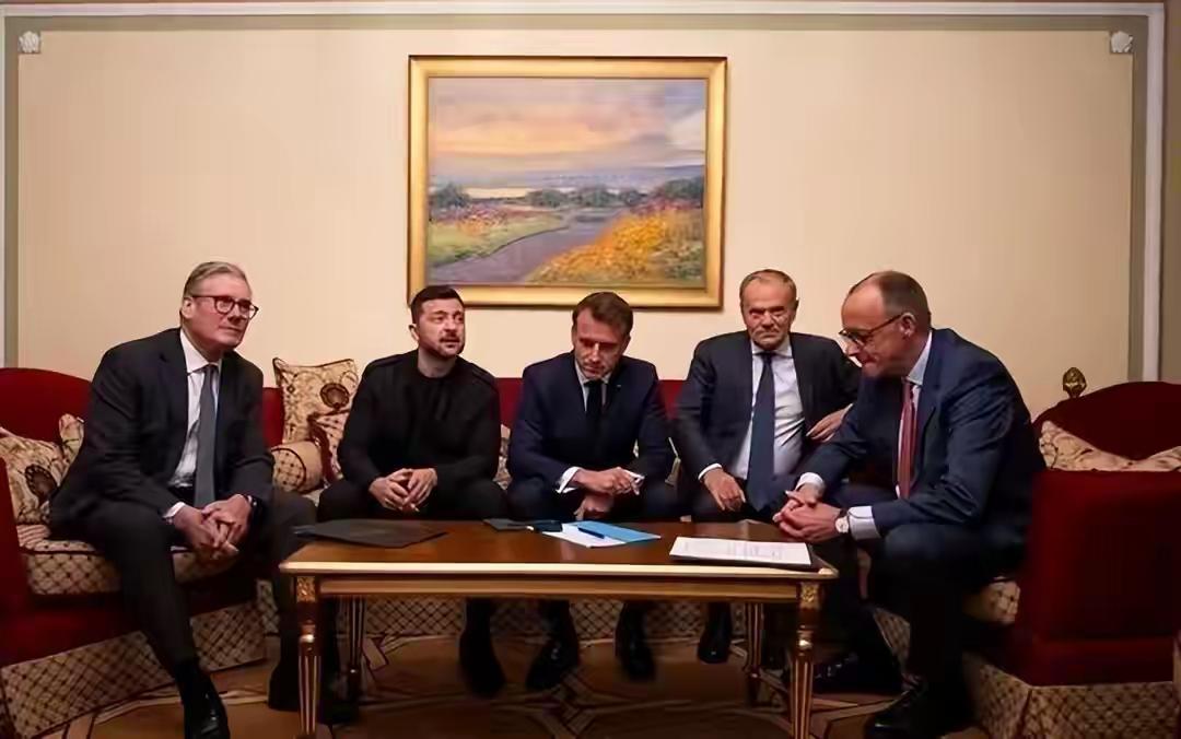 泽连斯基不蒸馒头争口气
英国、法国、德国正在推动解决俄乌问题的欧洲方案，泽连斯基