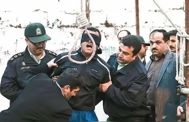 伊朗对以色列间谍处绞刑大快人心！

伊朗诸多领导人遇害，与以色列和美国间谍戚戚相