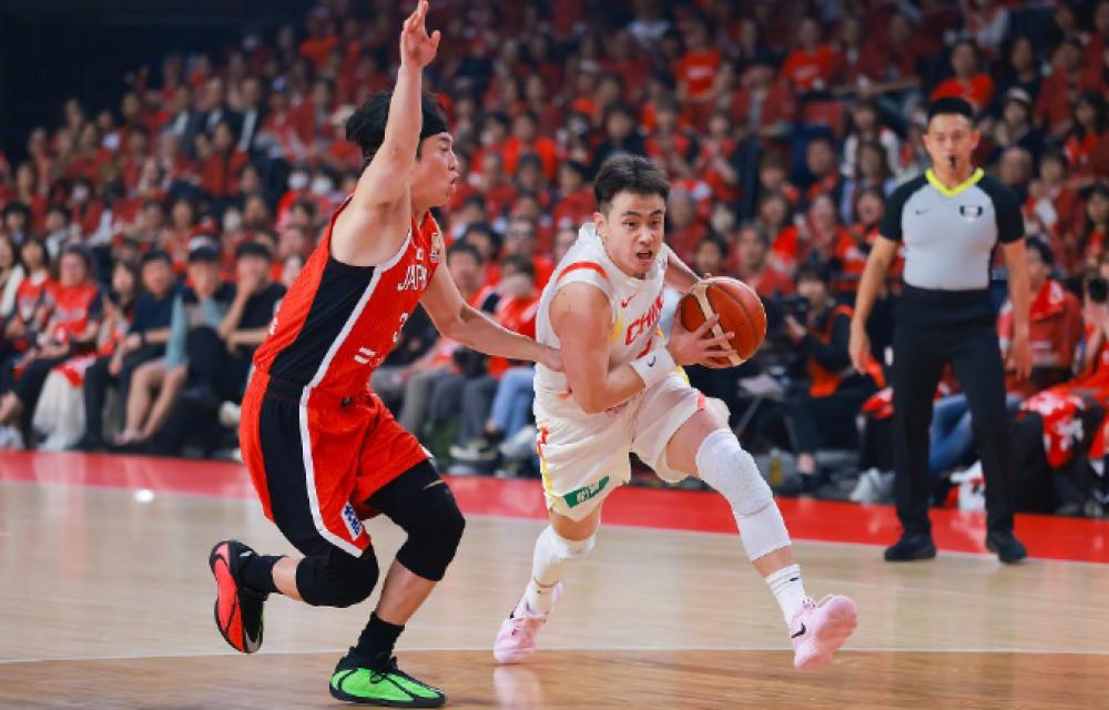 中国男篮真争气，5打8，客场逆转小日本，你们是一群有血性的真爷们儿。
2月26日