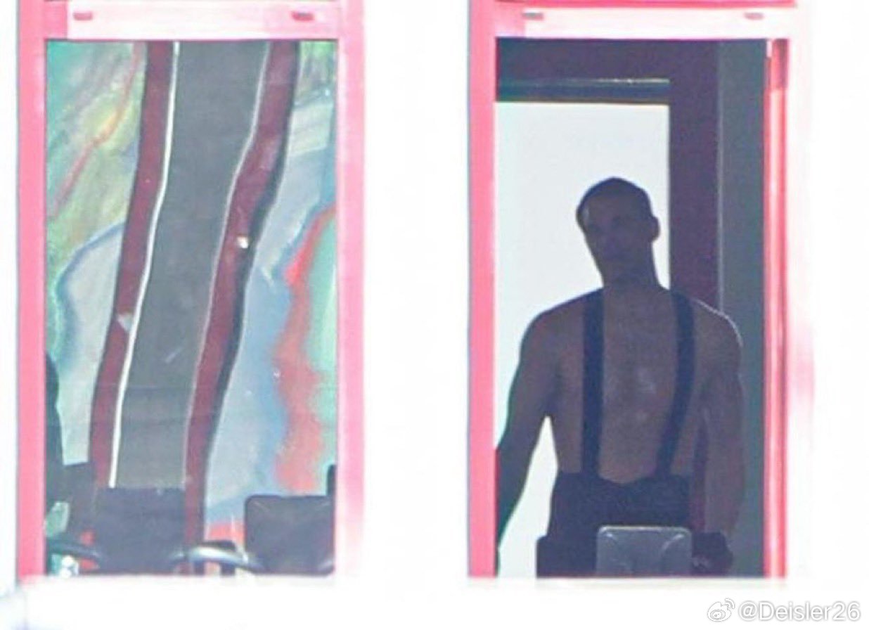 🚨［慕尼黑日報］： 曼努埃爾·諾伊爾留在慕尼黑接受康復治療🧤諾伊爾很可能也會