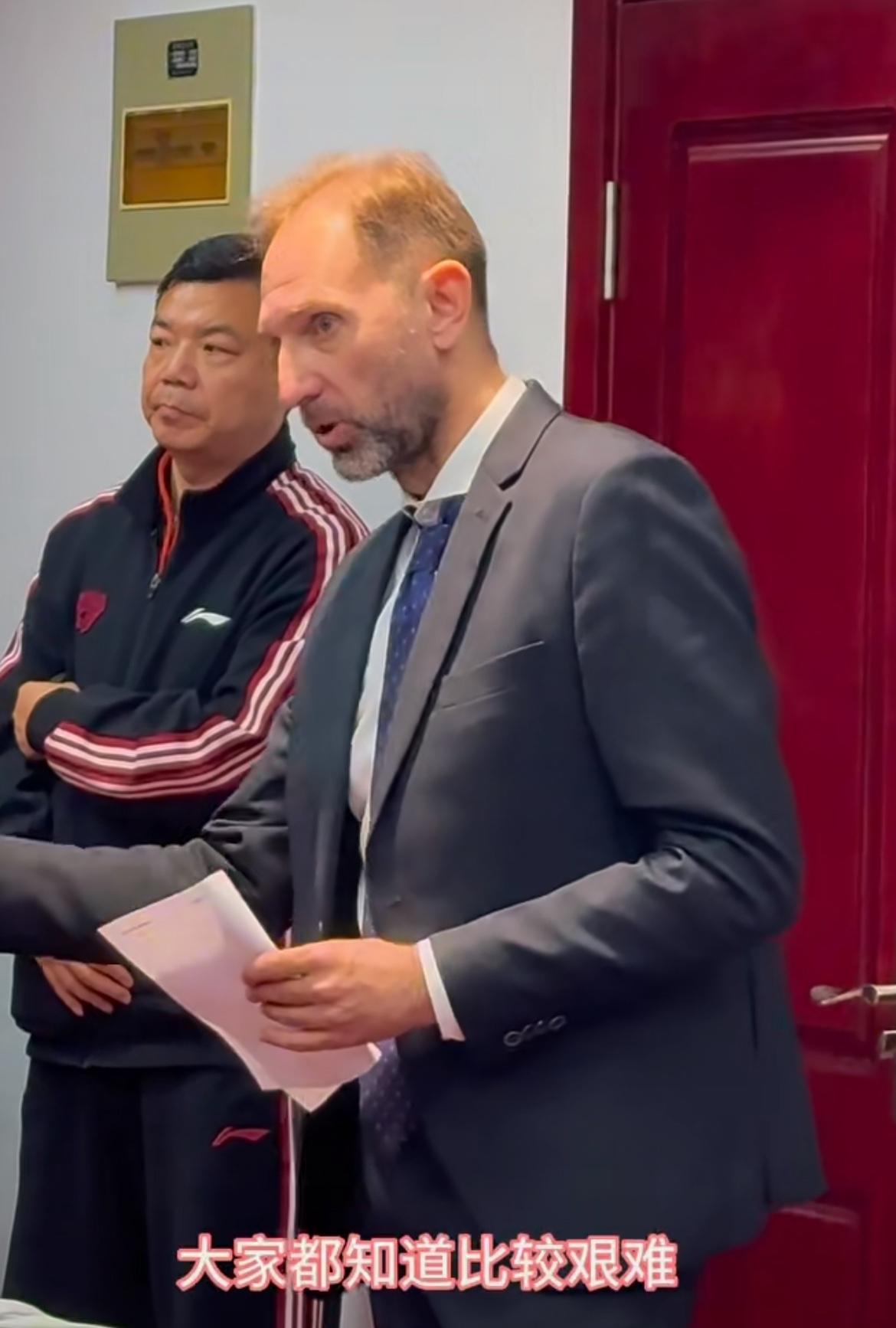 法莱卡斯下死命令！三场必须全赢，今晚头一场绝不能翻车

        刚连克广