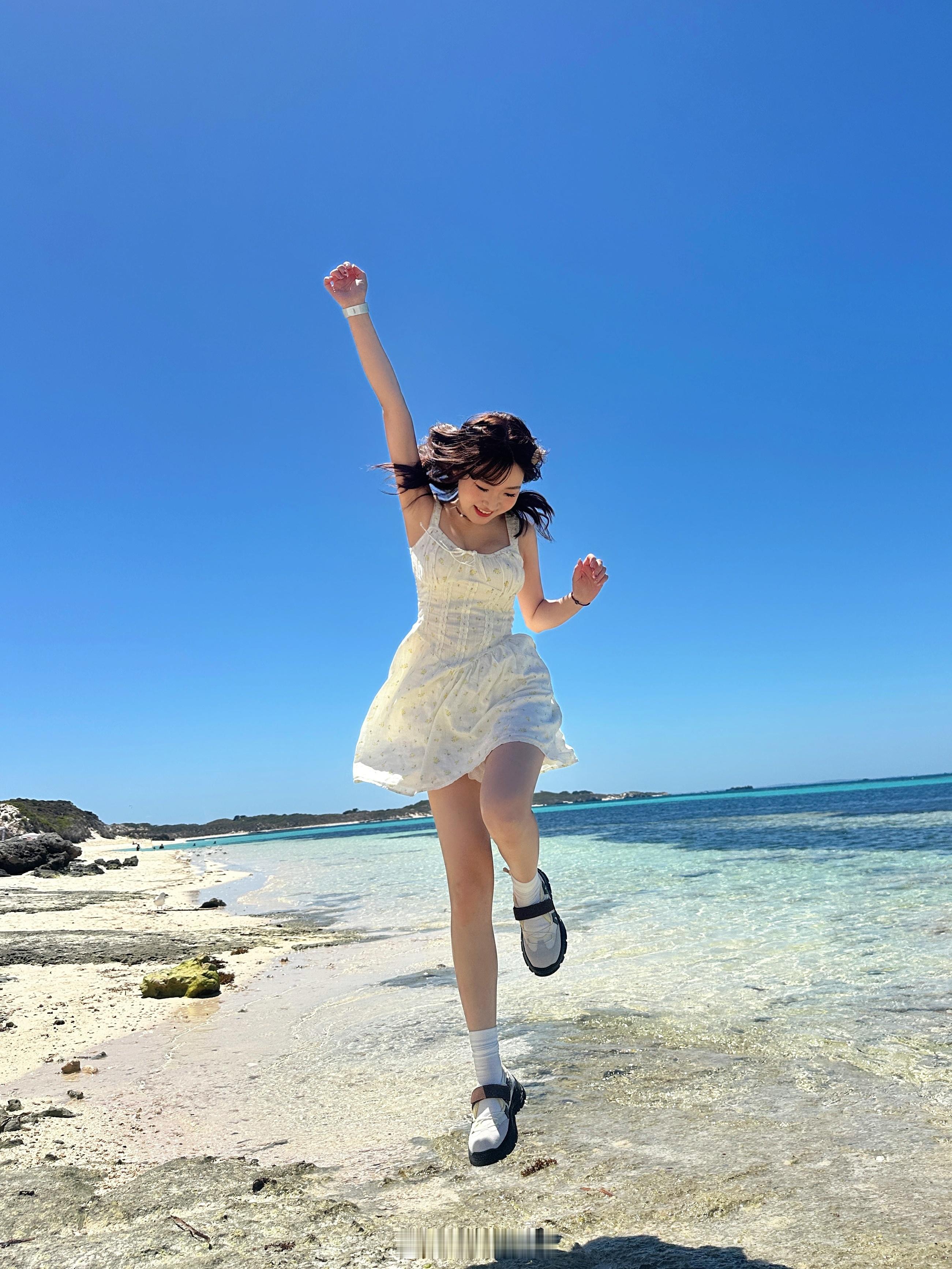 来珀斯玩啦🐬🩵🫧捉住一只Rottnest island的大明星🦘Quak