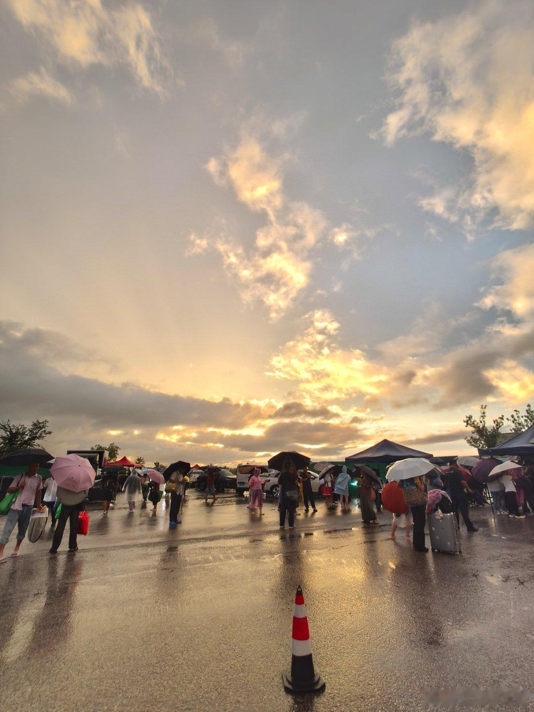 好漂亮我的天 张子墨明天就在这个6点半这种太阳出来