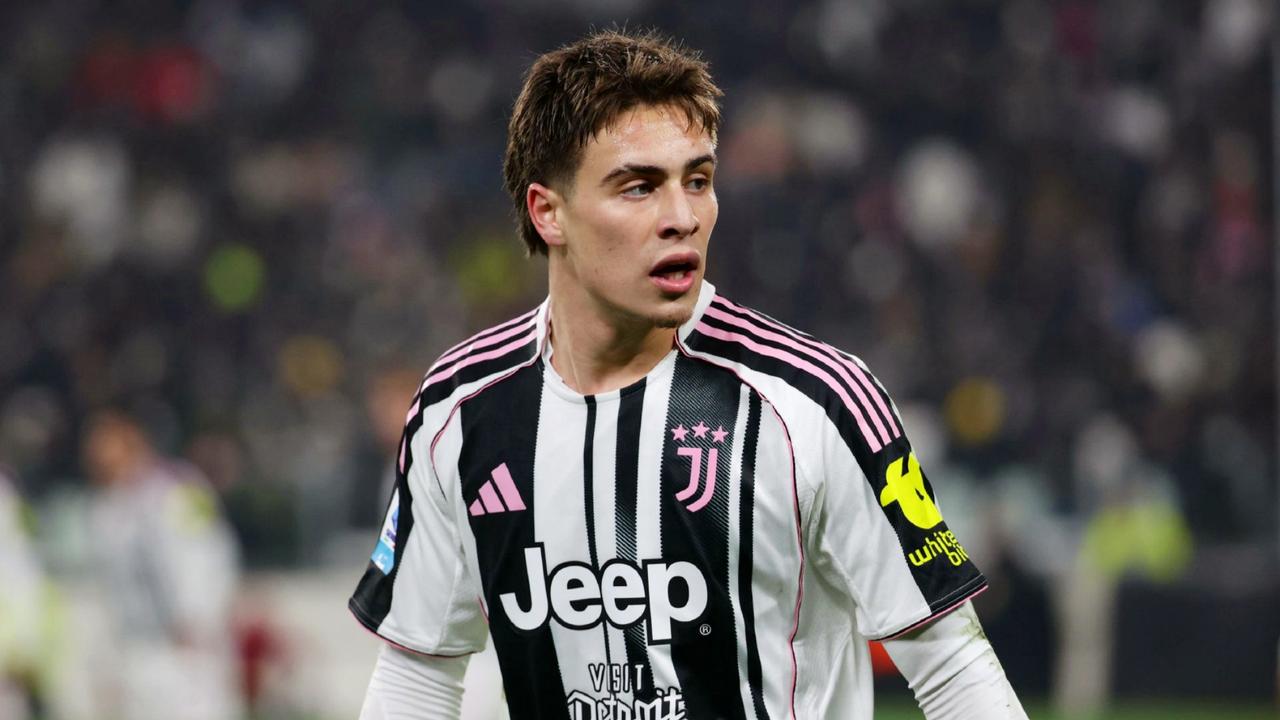 英媒报道，尤文图斯与伊尔迪兹的续约谈判陷入僵局，阿森纳与热刺都十分看好他。
伊尔