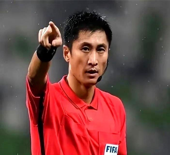 0失球492分钟，他先把国足面子捡回来
 
决赛0:4日本，数字刺眼，可没有前面