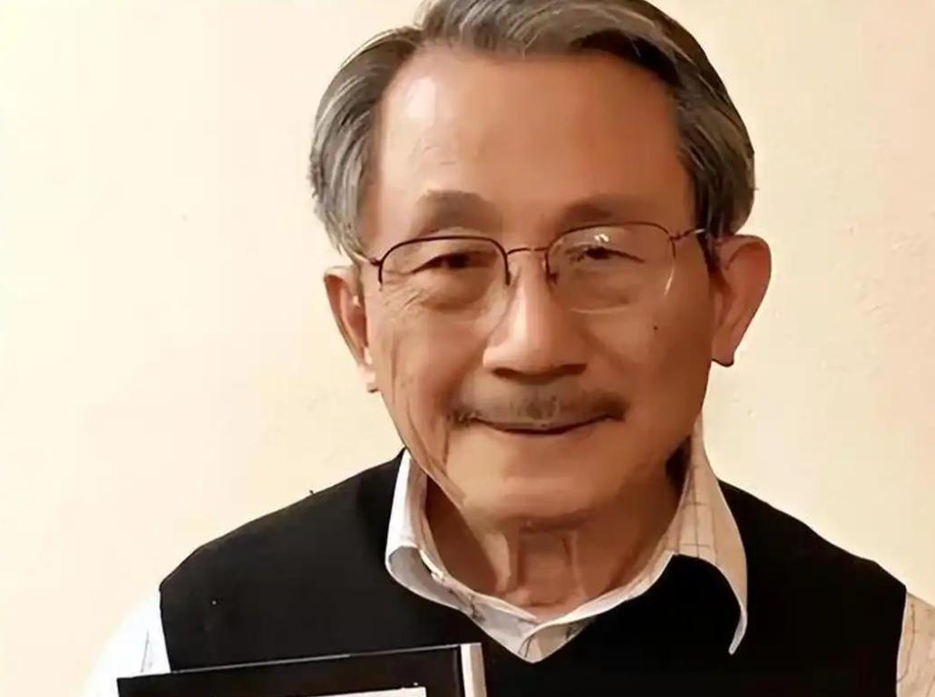 我国核武器专家张宪义带着机密携全家“叛逃”美国，不料，28年过去了，他竟然在采访