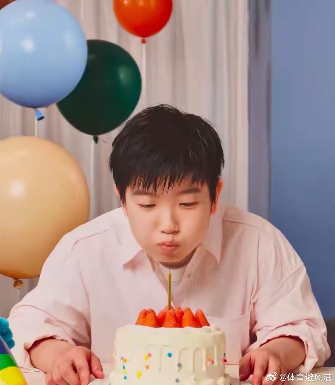 孙颖莎生日全是球拍与汗水孙颖莎 孙颖莎发布生日感言：我还是我，球台前全力以赴，生