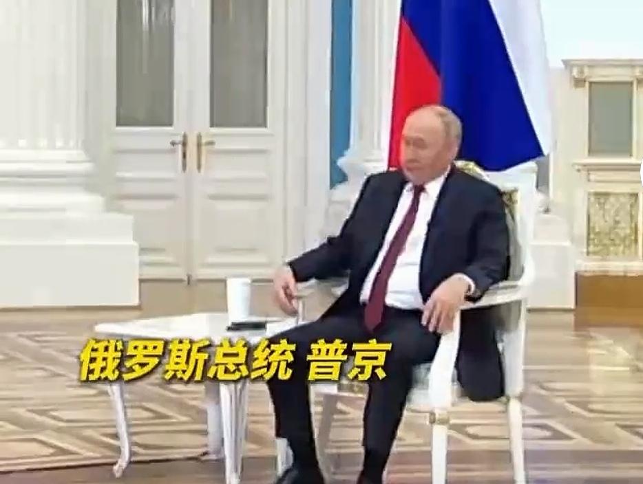 普京访印说了三句话让莫迪心里有底了
       俄罗斯总统普京于10月5日在印