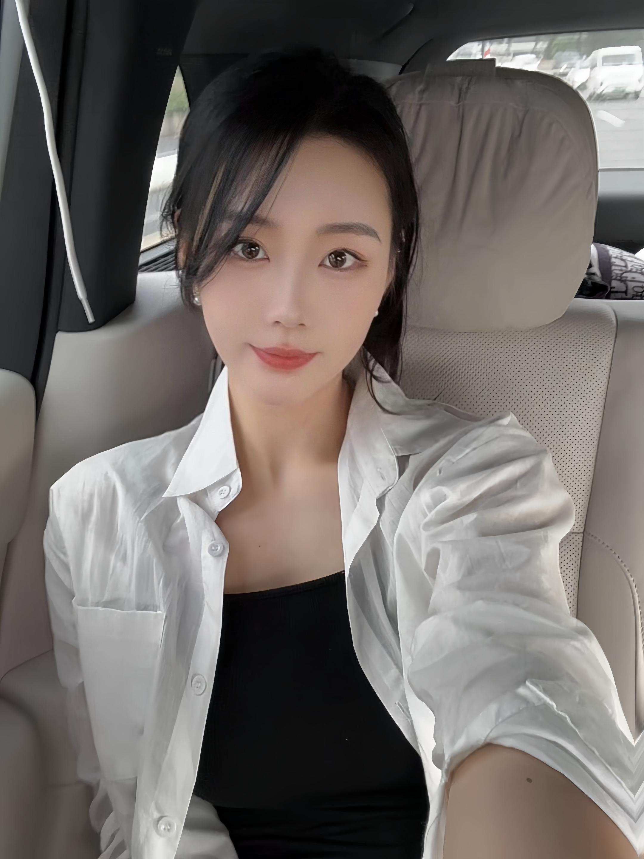 我自千万貌 你所见不过一二