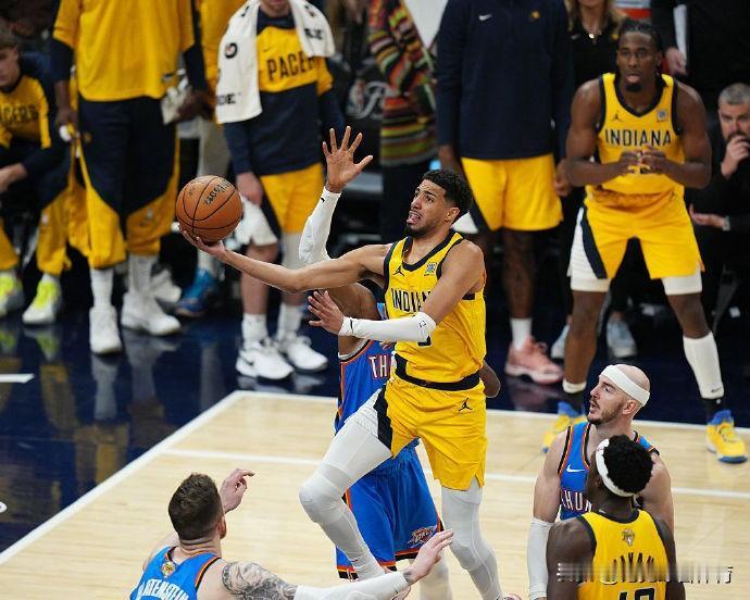 NBA季后赛：2025NBA总决赛G4雷霆2比2步行者
北京时间6月14日，NB