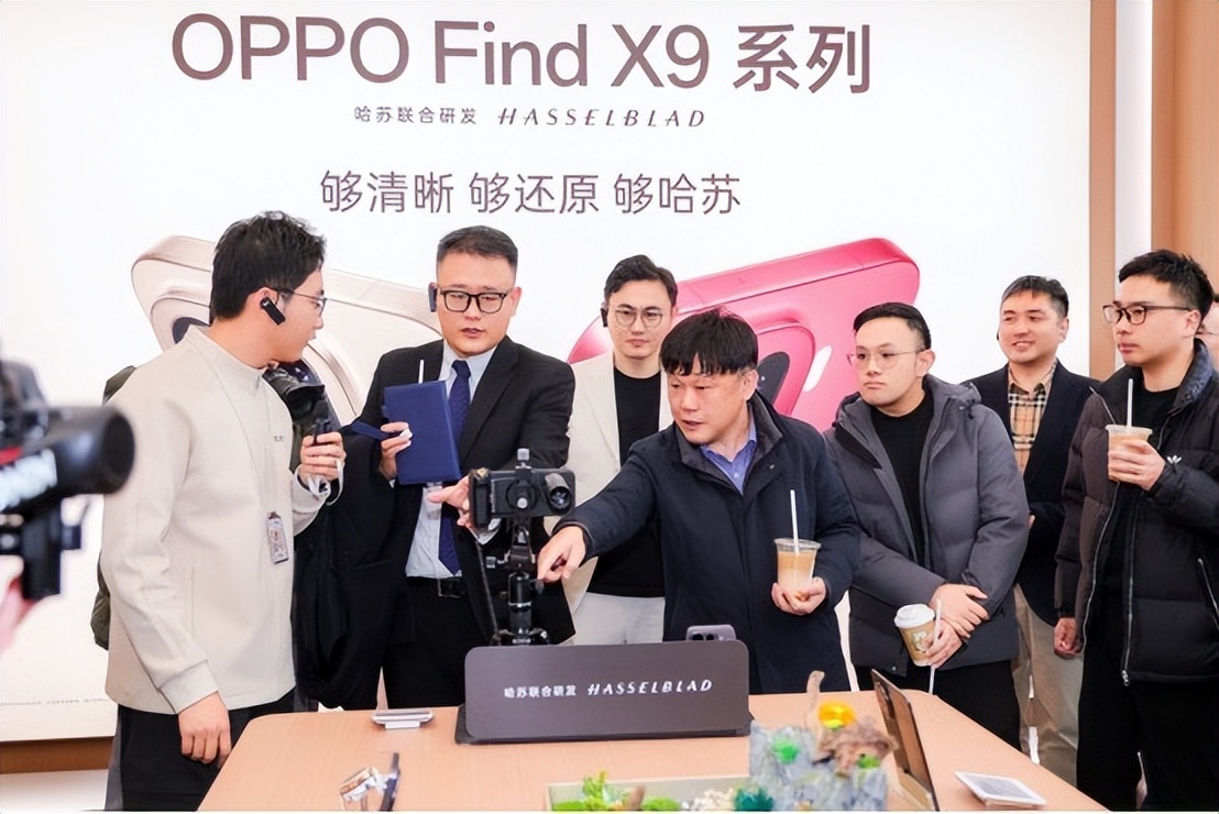 OPPO西北首家旗艦店落戶西安 科技國潮吸引駐華外交官打卡體驗