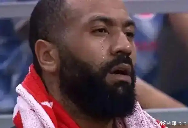 广东男篮得分王正式解禁复出！上赛季因在比赛中查出兴奋剂违规的广东男篮外援吉伦沃特