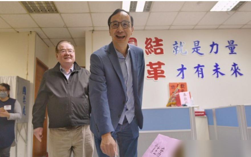 看完国民党这次党主席选举的党员数据，我真有点唏嘘！2025选有效党员33万多，超