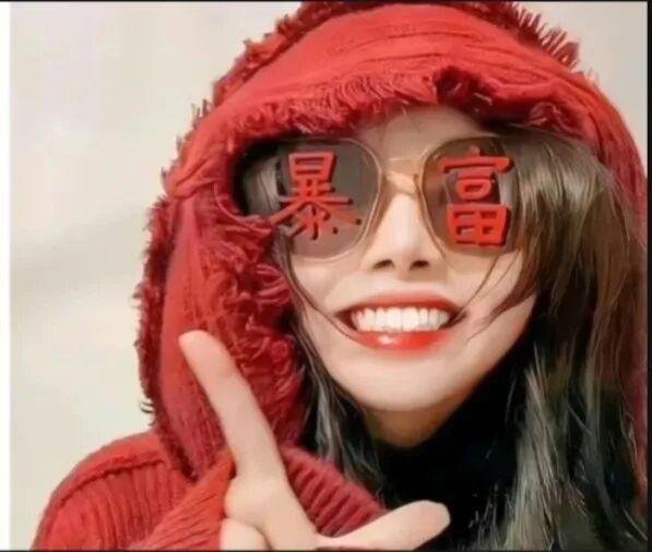 十级孤独，你能承受几级？
一级孤独：一个人去餐厅吃饭
二级孤独：一个人逛街
三级