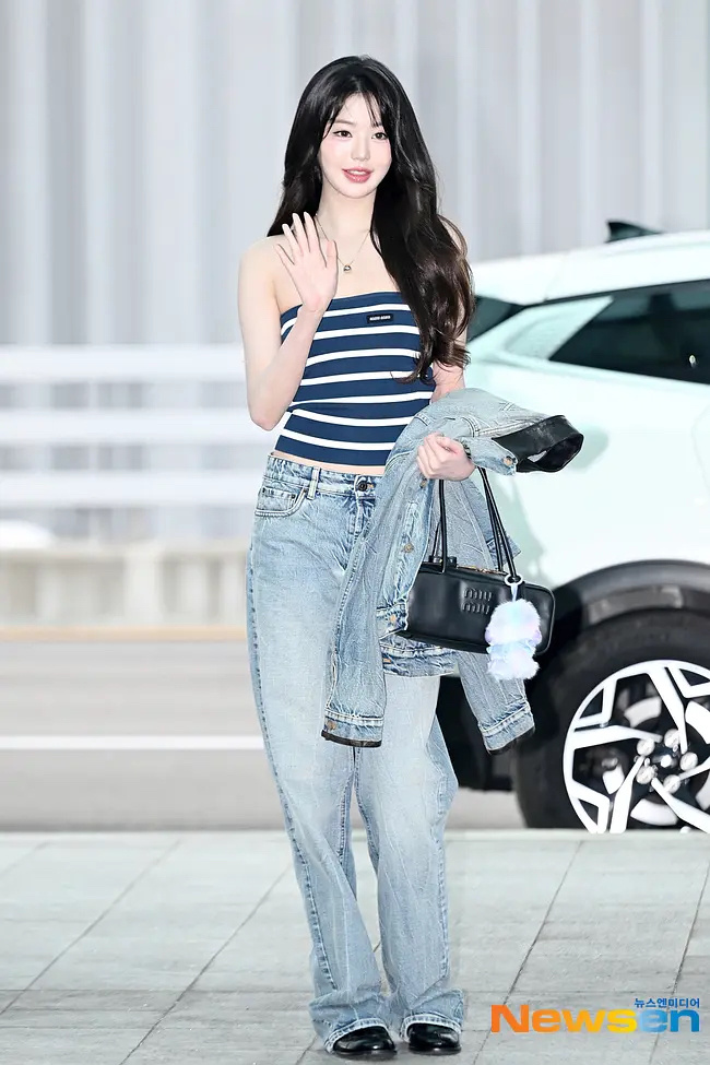 张元英、Ella出发巴黎时装周miumiu大秀💫 ​​​
