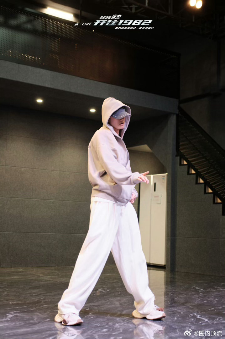 欧买噶！！张杰北京鸟巢再加4场，一共十六场张杰北京鸟巢从一场到十六场张杰北京鸟巢