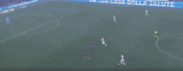 潇洒抽射来自亚特兰大，[捂脸]一气呵成，谁见谁怕，毕竟没有第二次机会了。停转射，