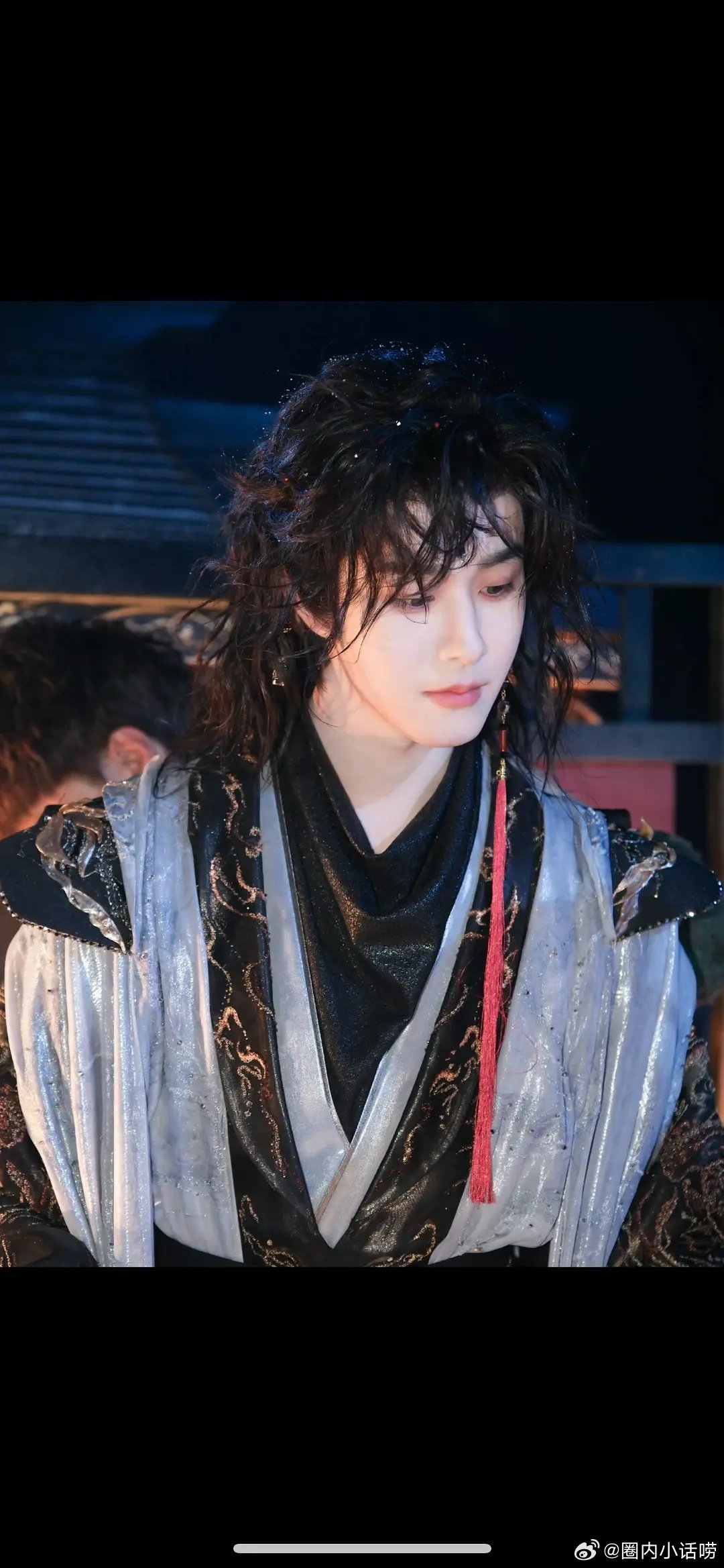 田嘉瑞这个妆造，有人理解吗？ 