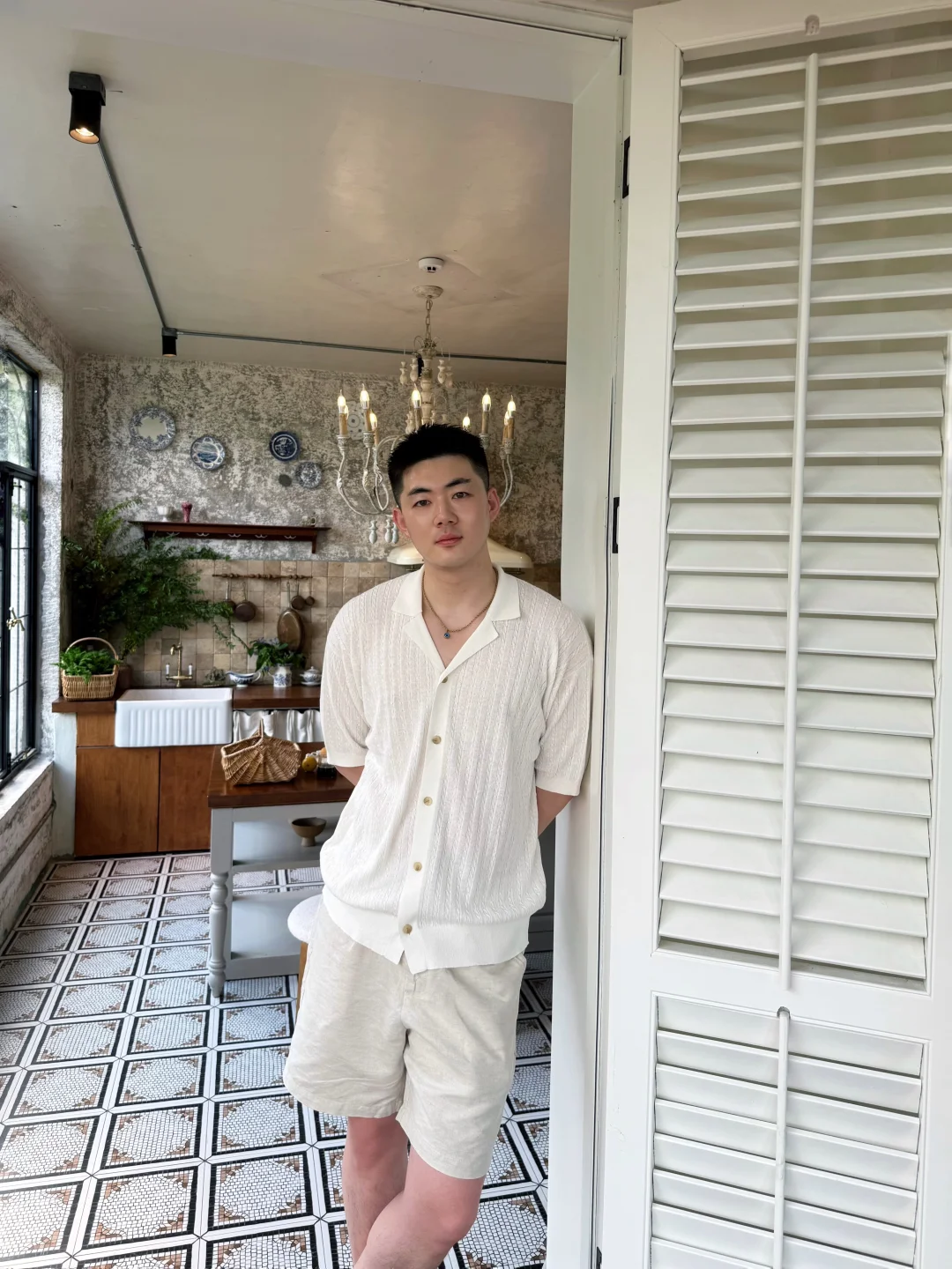 被白色支配的夏天