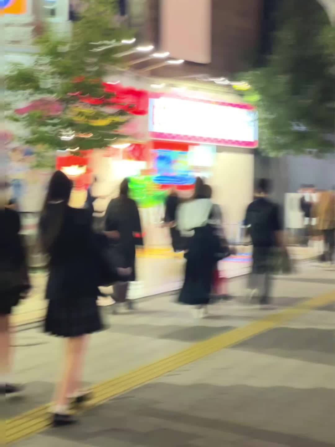 东京是一种感觉 五彩绚丽的都市和灰蒙蒙的人