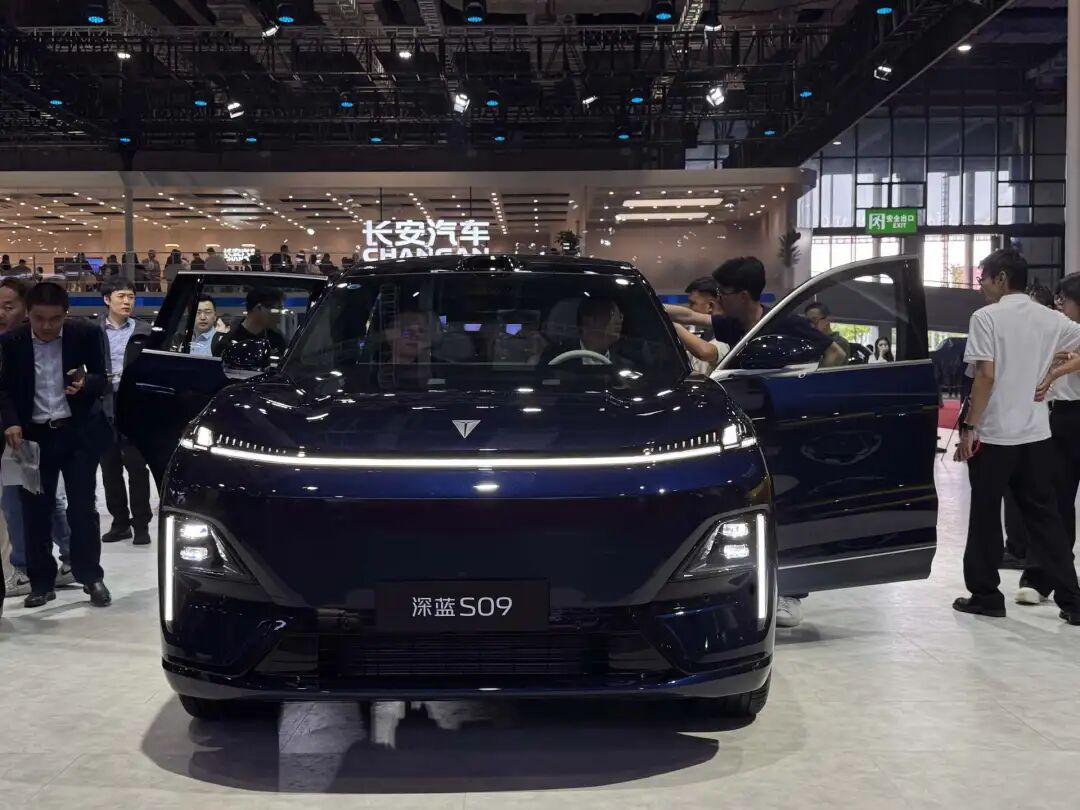 保价争议毁口碑，深蓝汽车月销3万仍难摆脱困境 | 电厂