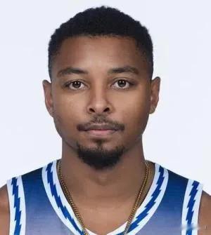 你可以说皮特森独，不传球，但是你不能说皮特森菜。单论硬解能力，皮特森绝对是CBA