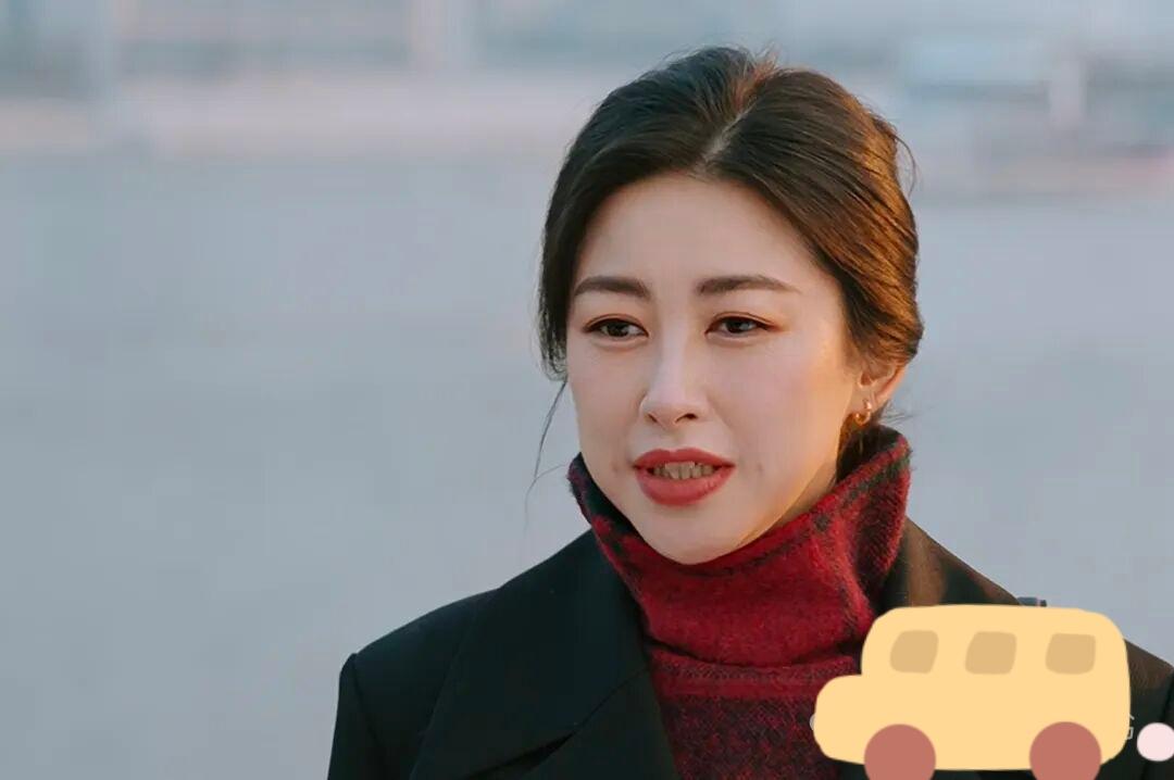 原来导演起这个名，是有原因的！
细看《他为什么依然单身》中
你第一次读这个名，想