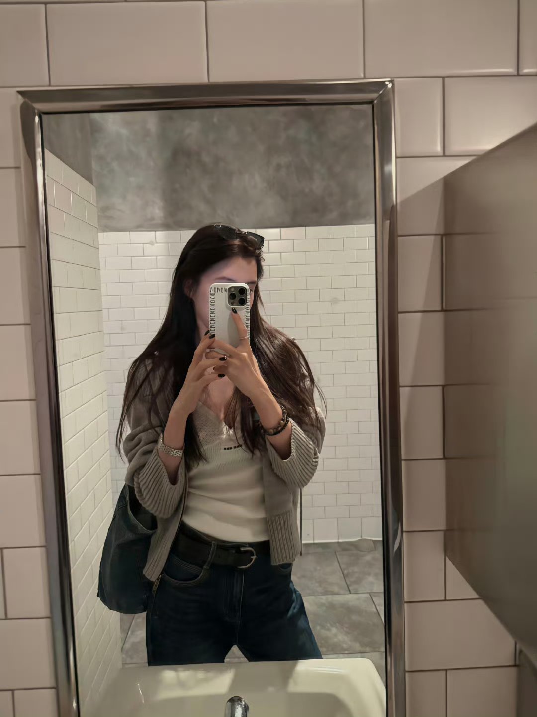 越清醒越透彻越难敞开心扉 