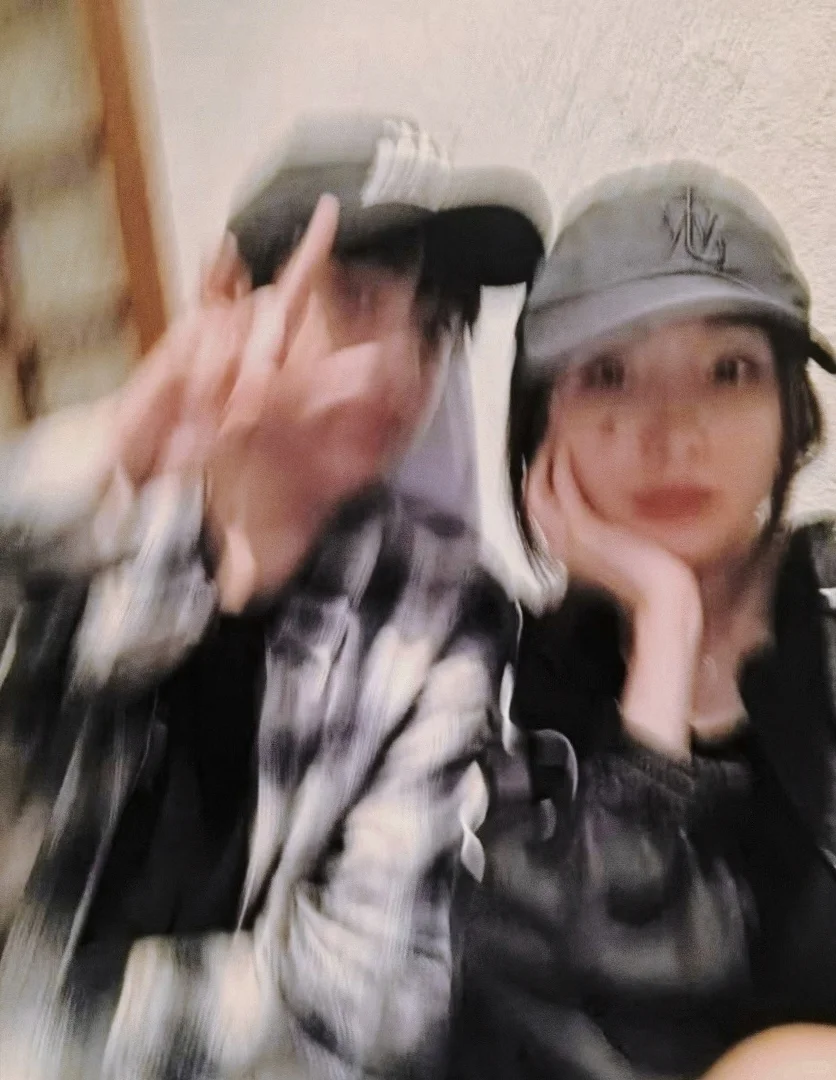 小贾原来有这么多和幂姐的合照