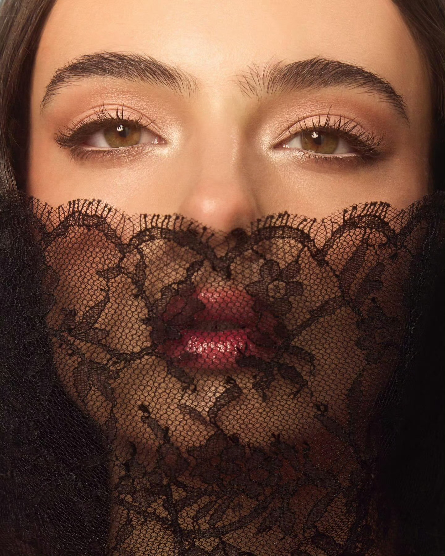 Deva Cassel 土耳其版 Harper’s Bazaar 三月开季新刊封