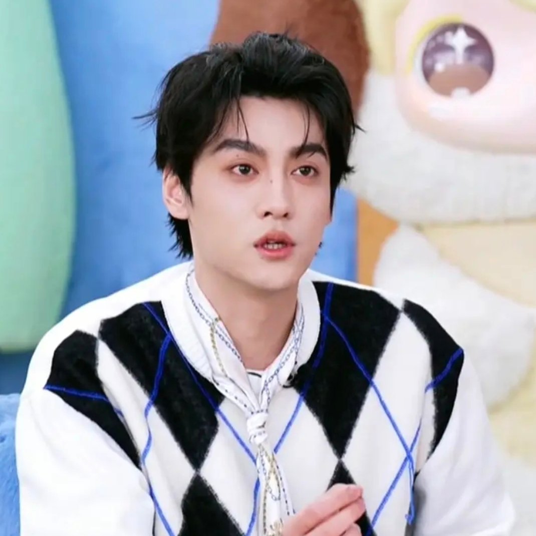 田雷偷吃张菁月子餐 田栩宁直播