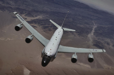 每天认识一件兵器 RC-135“铆接”侦察机［美］机长：42.82米翼展：39.