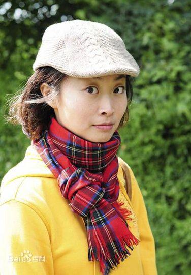 你看！敬一丹的独生女儿王尔晴酷似年轻时的母亲…
敬一丹大姐 敬一丹女儿