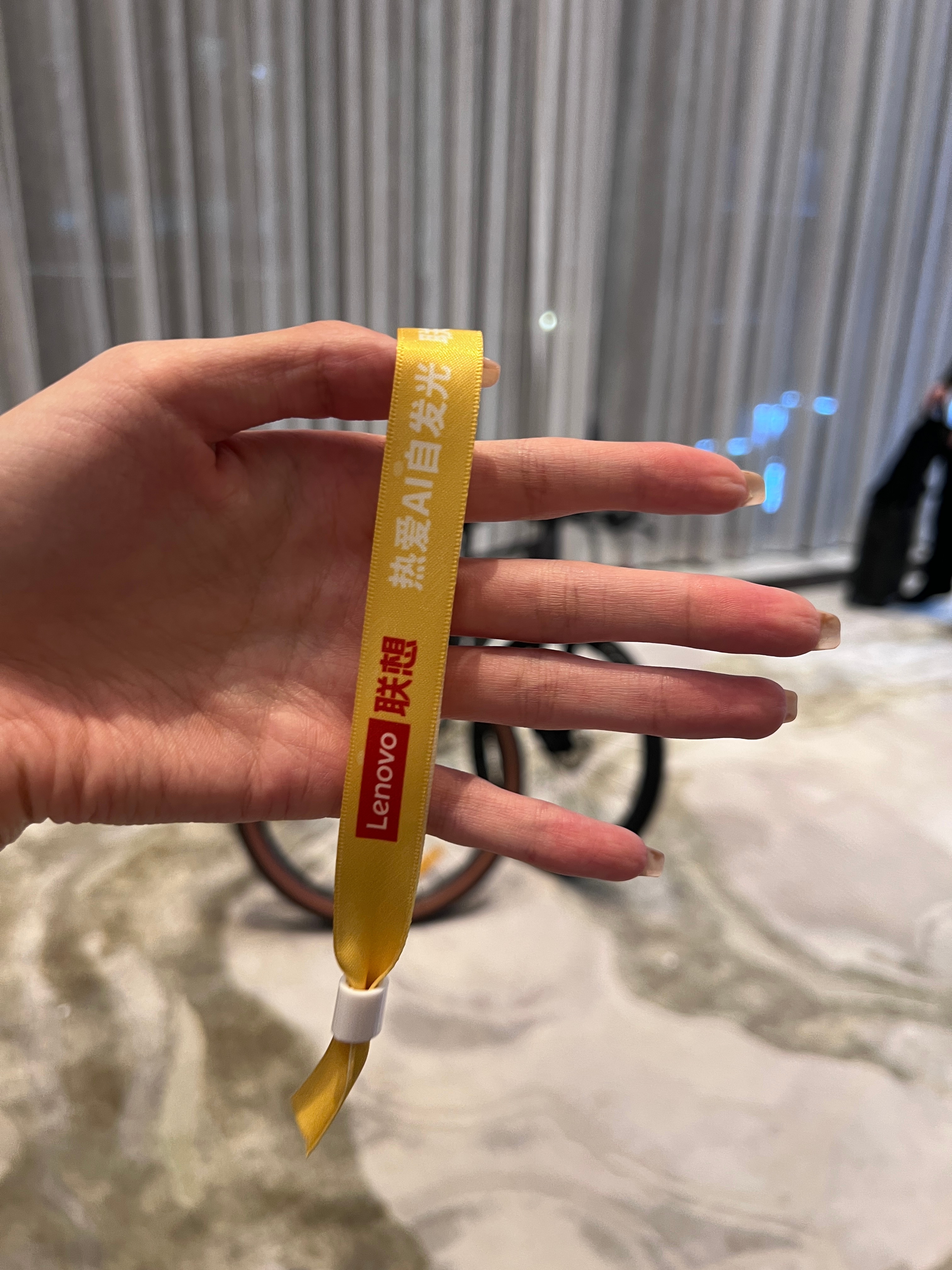 已抵达联想天禧AI生态春季新品超能之夜现场，今晚超热闹[抱一抱] ​​​
