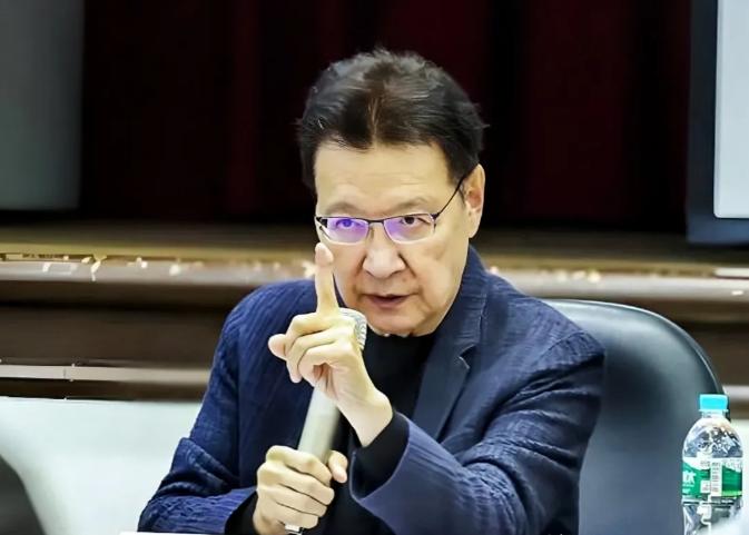 “大陆好像是故意放佩洛西进入台湾的！”

22年8月，台湾知名评论员赵少康表示他