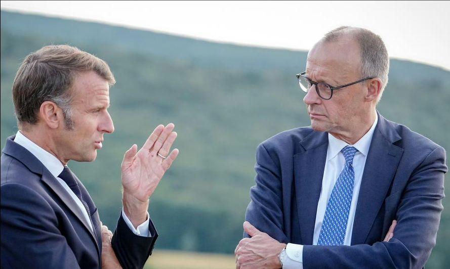 马克龙“背刺”了默茨，德国对此感到很愤怒，事情的起因是欧盟想要援助乌克兰900亿