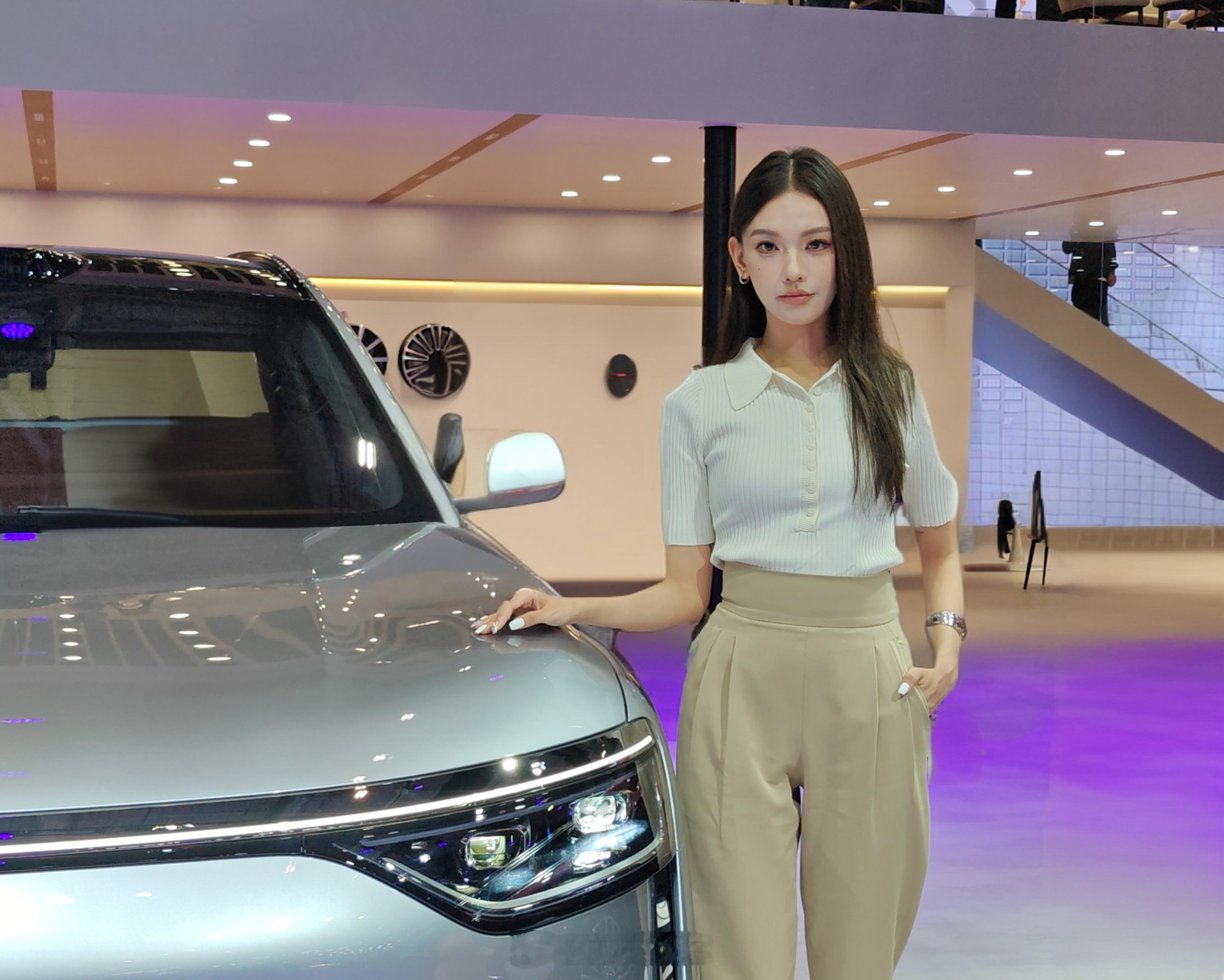 买车是消费 养车是精准扶贫本以为买车是人生逆袭的勋章，结果是开启“碎钞机”模式的