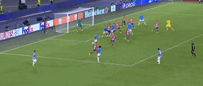 94号球员，94分钟绝平对手，[震惊]关键他还不是攻击手，最后的人冲在了最前线，