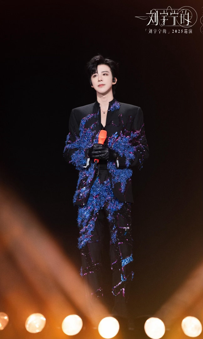 刘宇宁的阿贝贝上新了 阿贝贝又又又上新了！咪凹造型那叫一个轻车熟路，还碎碎念“演