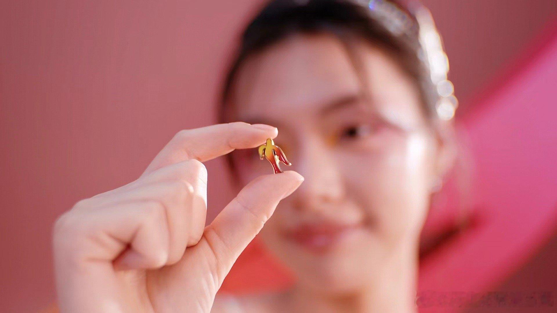 #上个班有必要那么精致吗#选择适合自己的配饰，上班都会有动力了！谁能拒绝精致的配