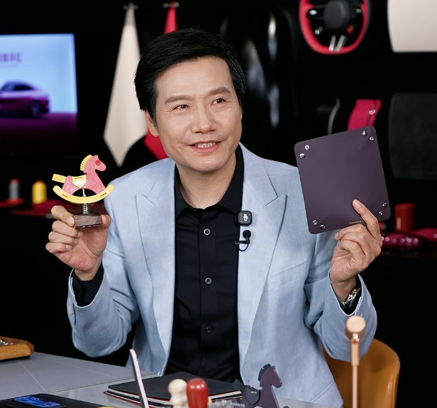 明天雷总抽奖，把今天他做的两个小手工送给大伙儿 