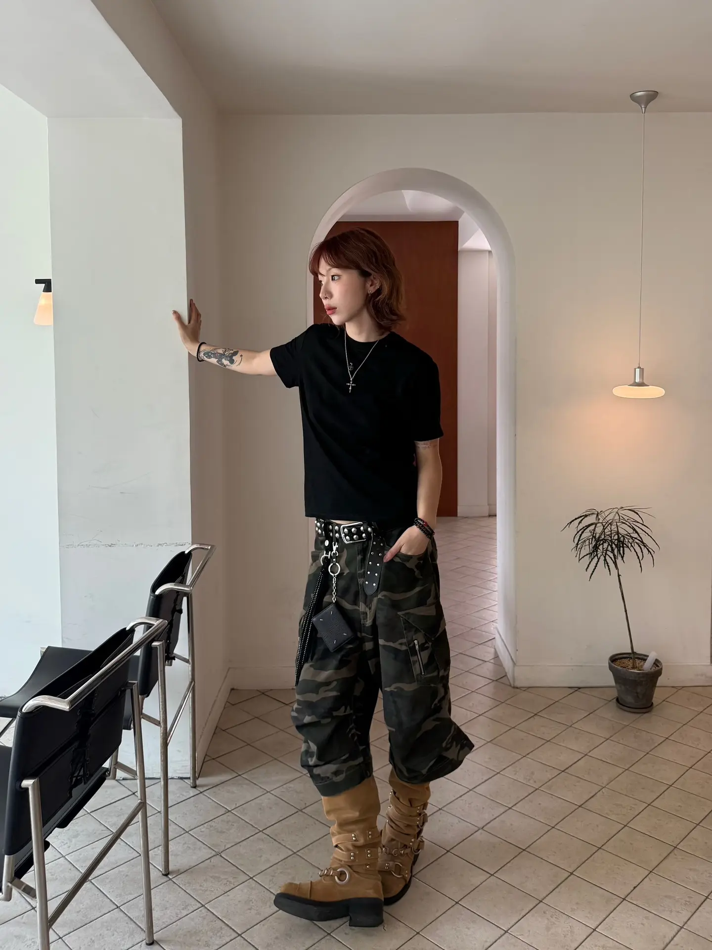 马上进理发店了！继续卷毛还是拉直头发？